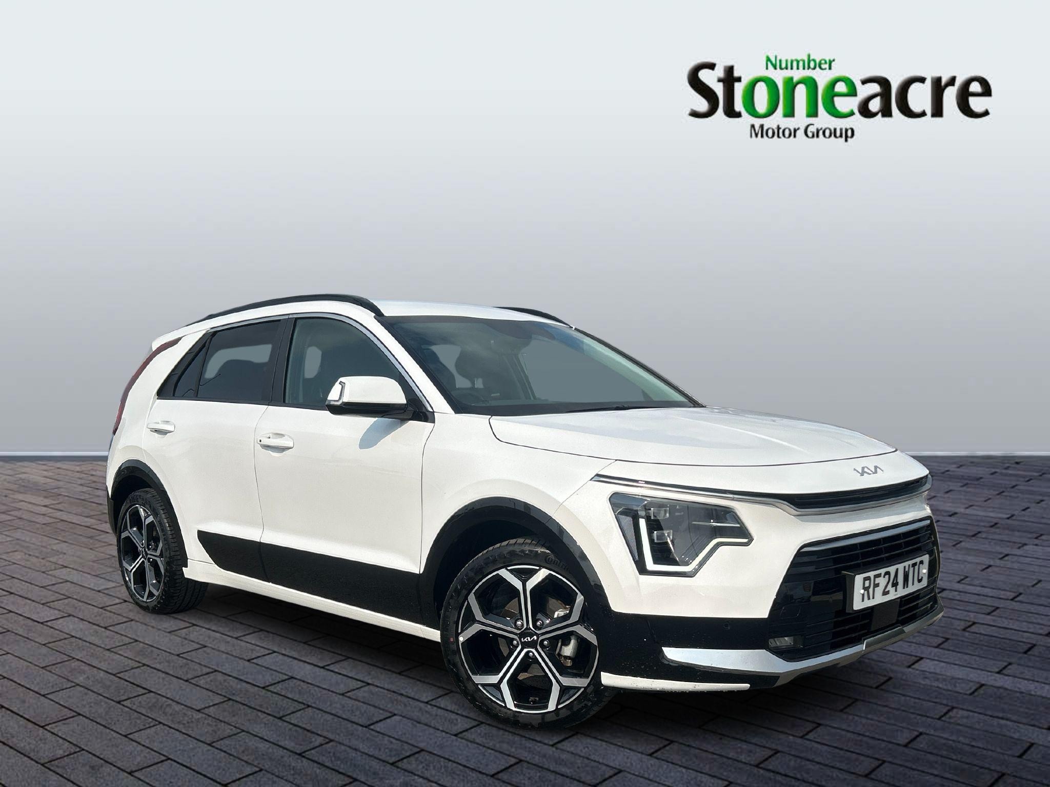 Main listing image - Kia Niro