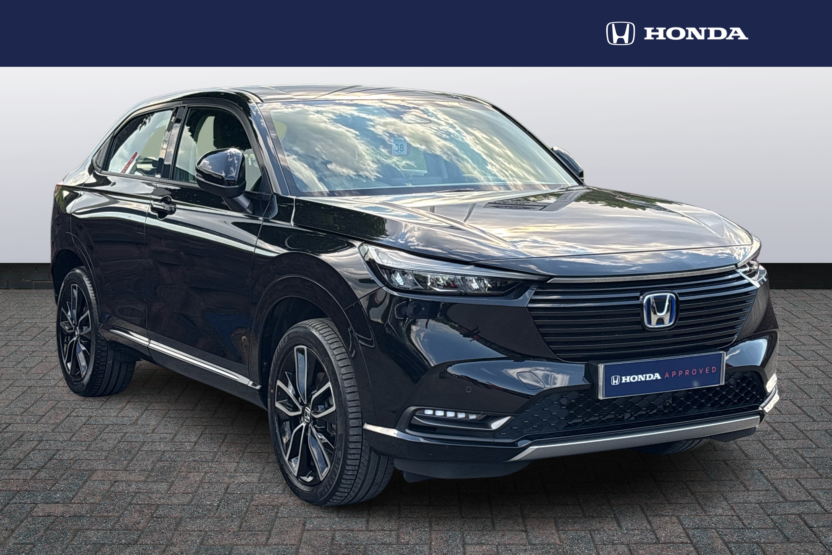 Main listing image - Honda HR-V