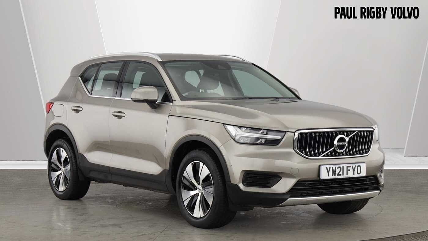 Main listing image - Volvo XC40 Recharge