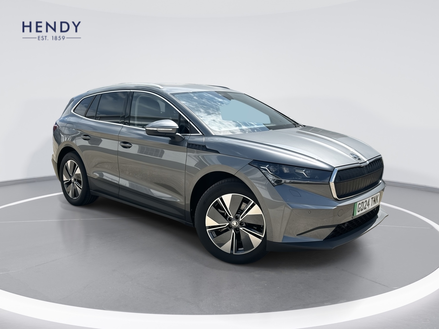 Main listing image - Skoda Enyaq