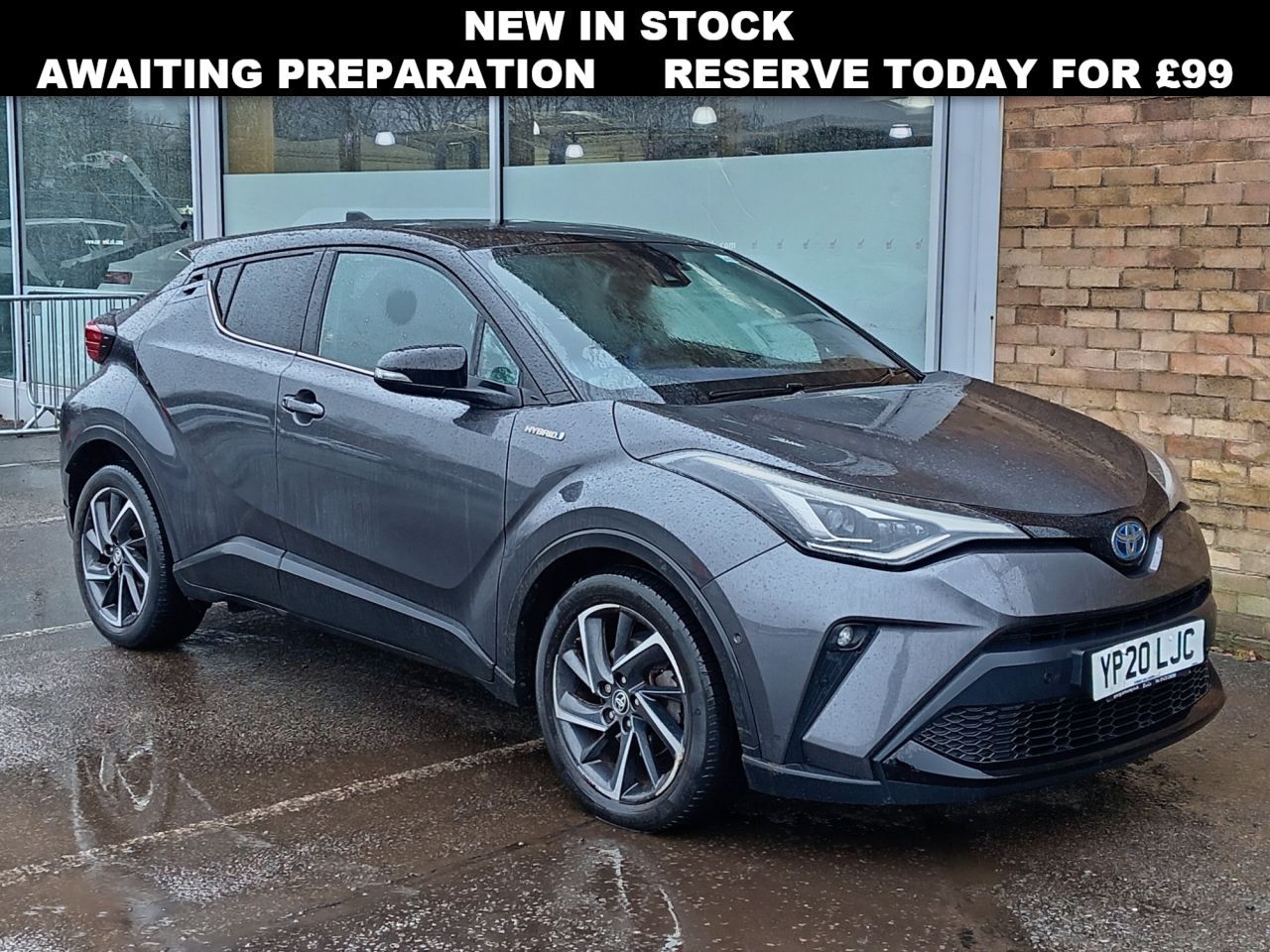 Main listing image - Toyota C-HR