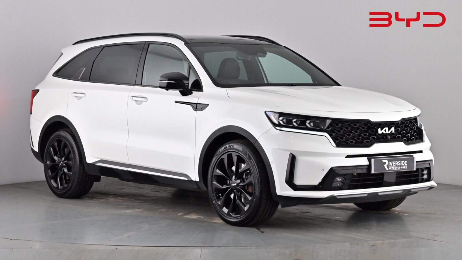 Main listing image - Kia Sorento