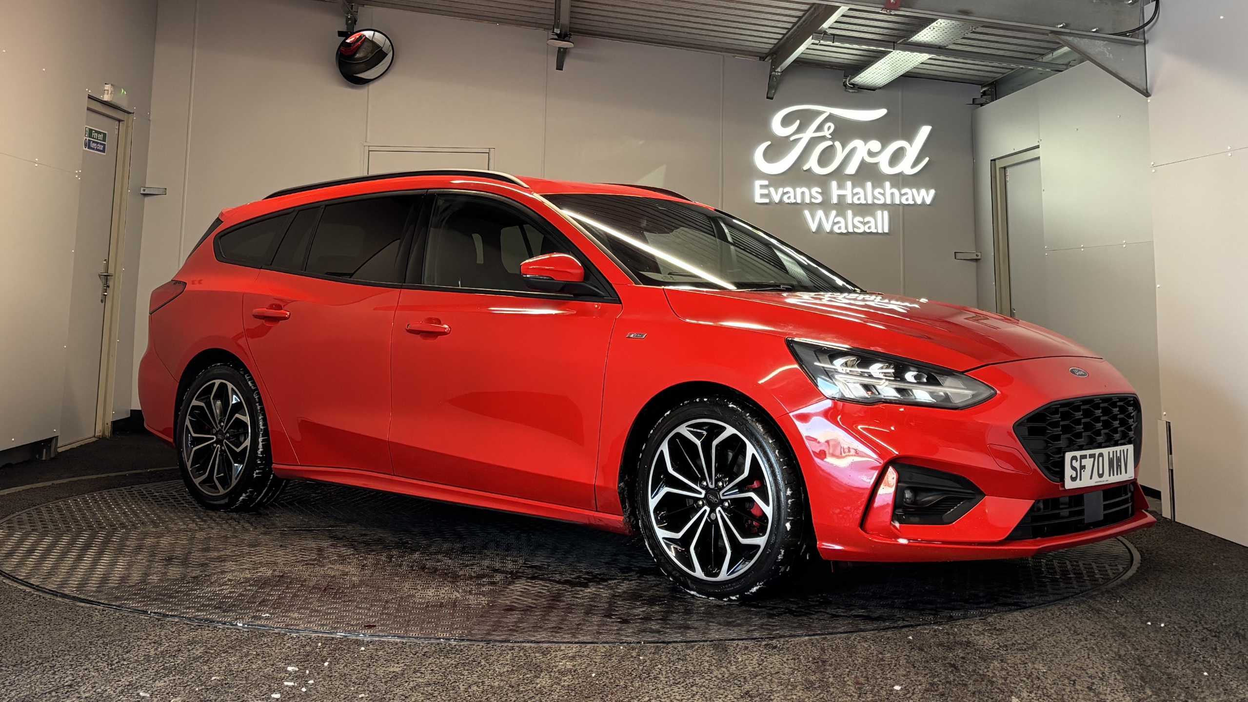 Main listing image - Ford Focus Estate