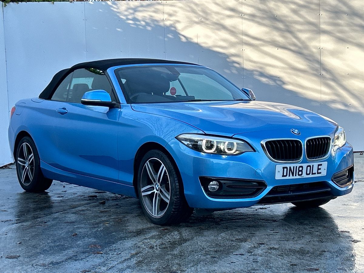 Main listing image - BMW 2 Series Convertible