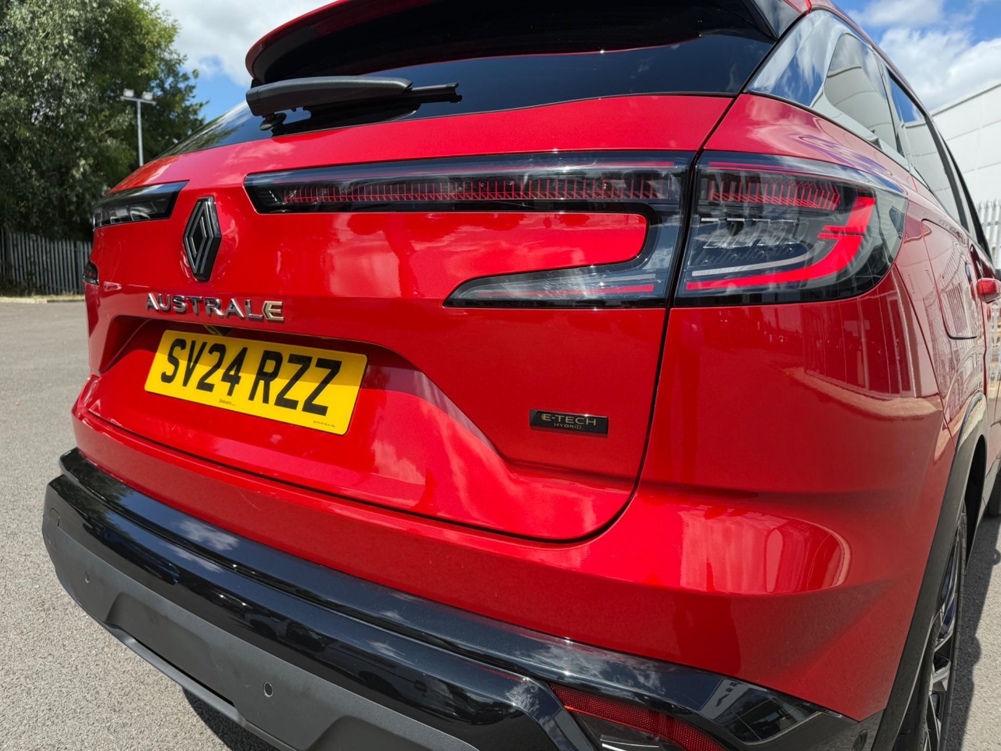 Main listing image - Renault Austral