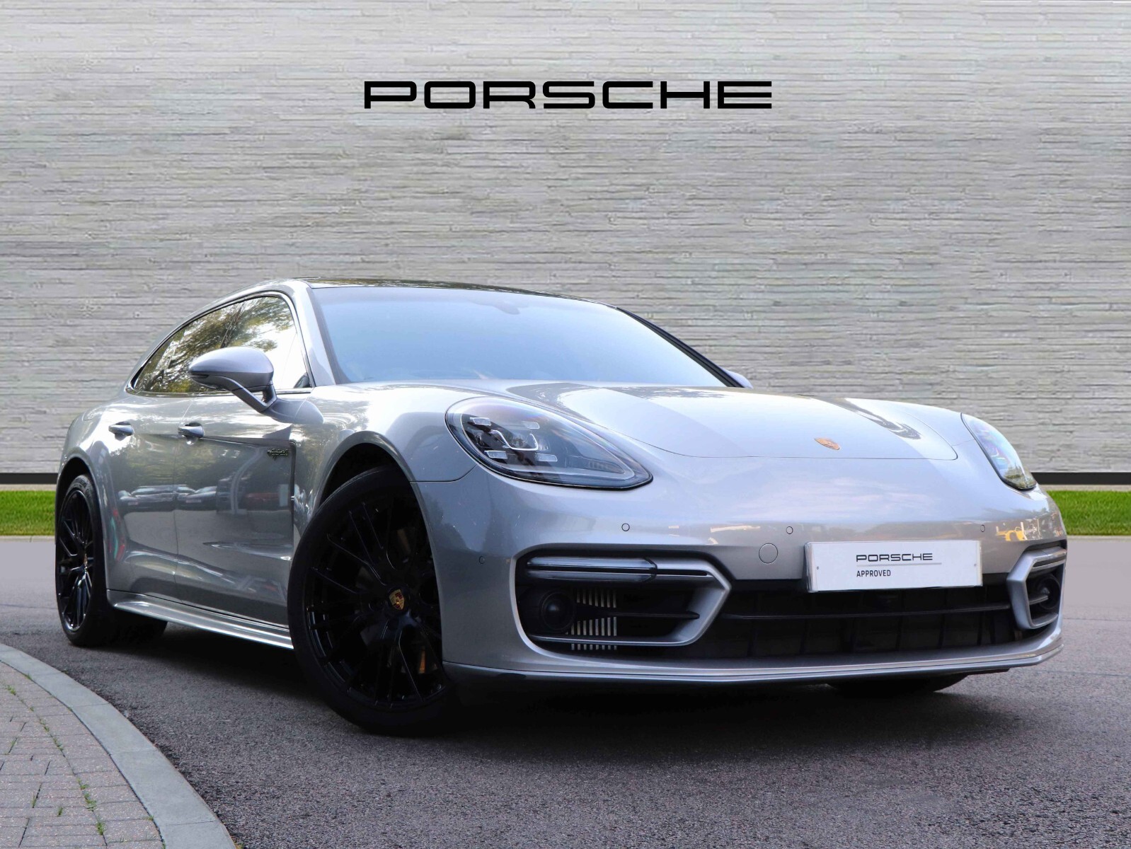 Main listing image - Porsche Panamera