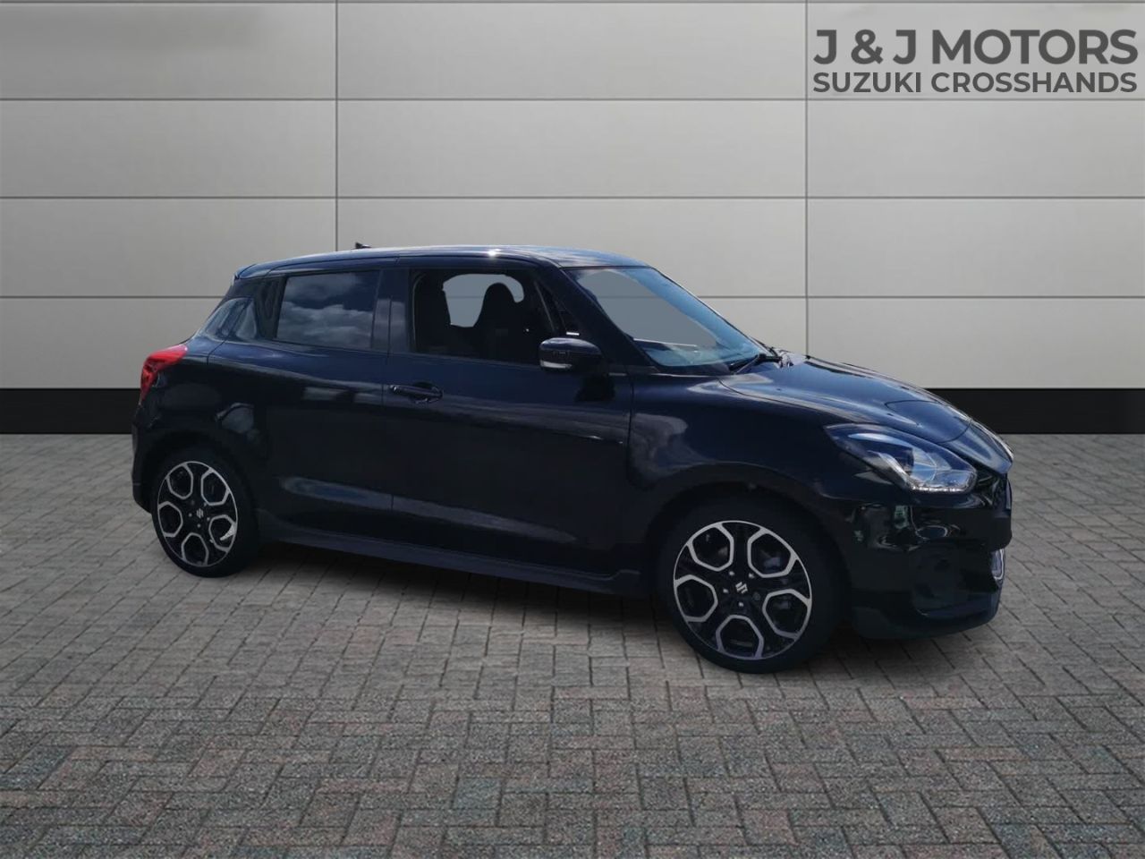 Main listing image - Suzuki Swift Sport