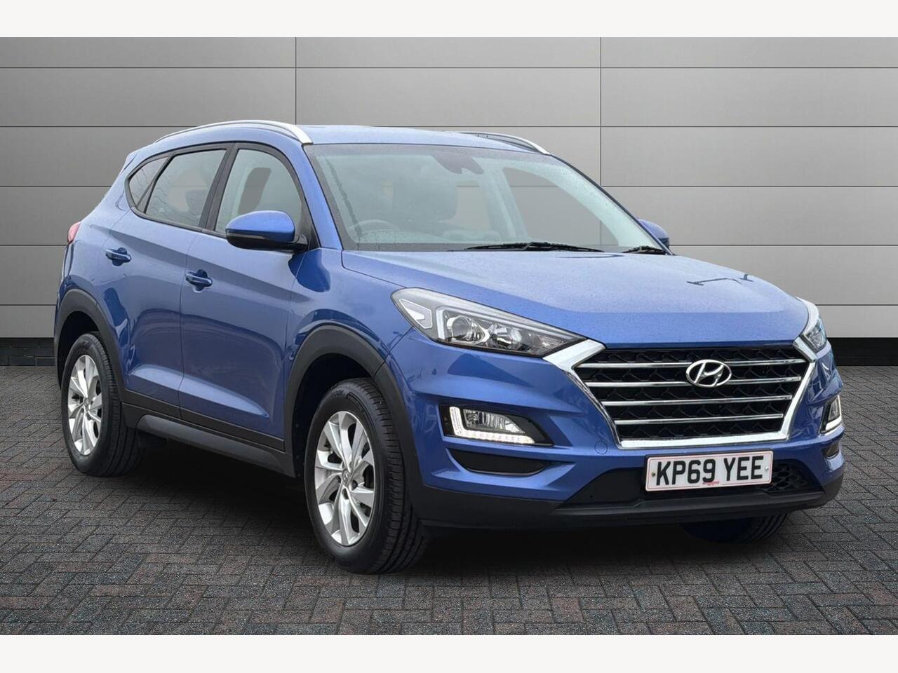 Main listing image - Hyundai Tucson