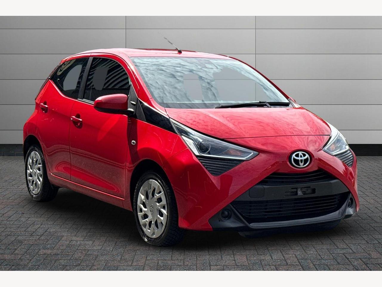 Main listing image - Toyota Aygo