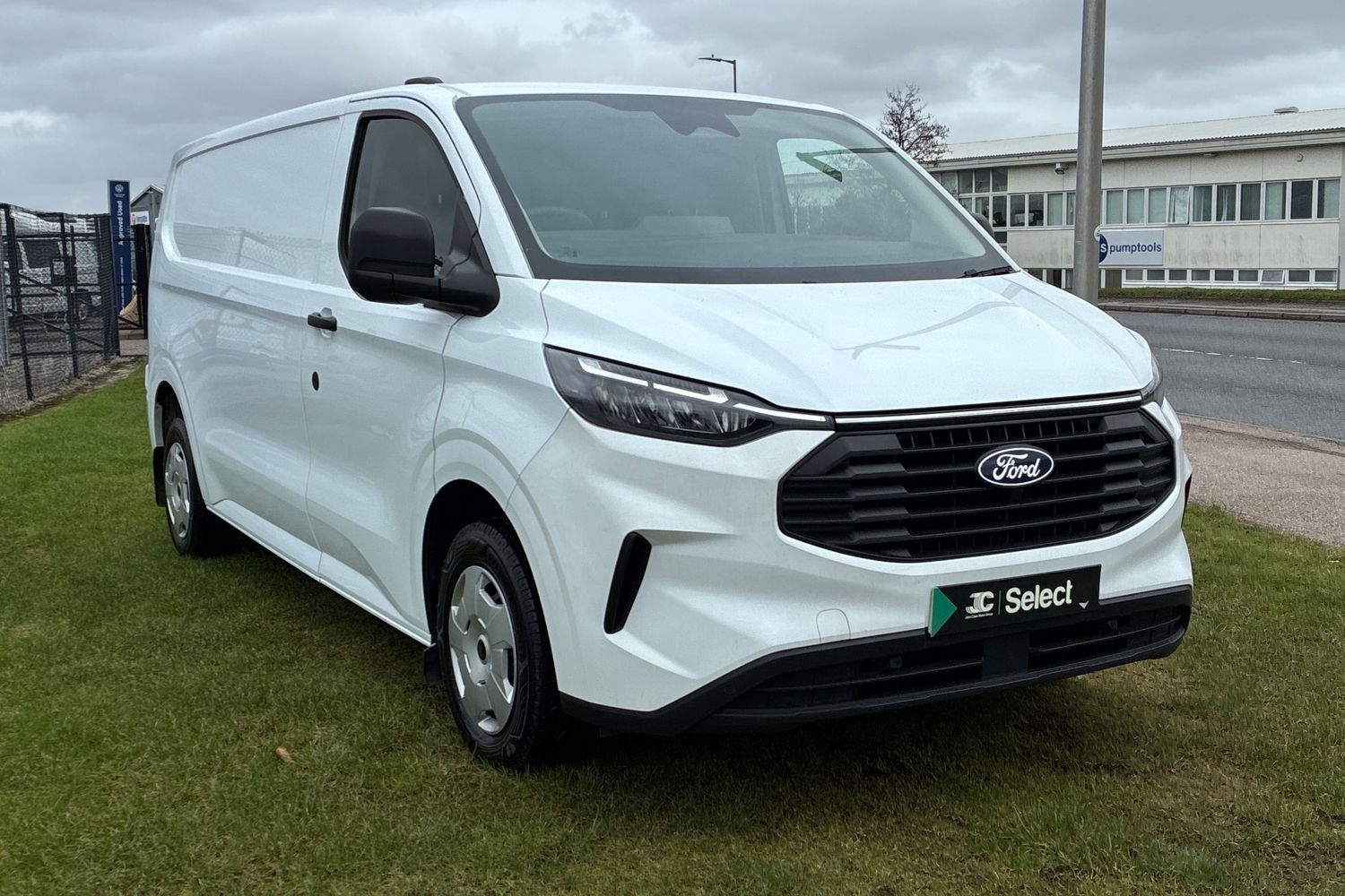 Main listing image - Ford Transit Custom
