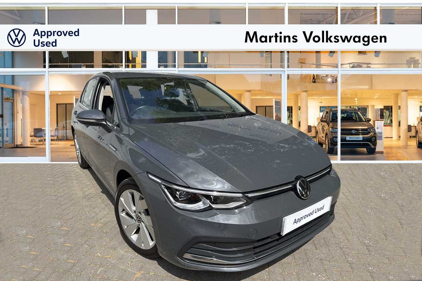 Main listing image - Volkswagen Golf
