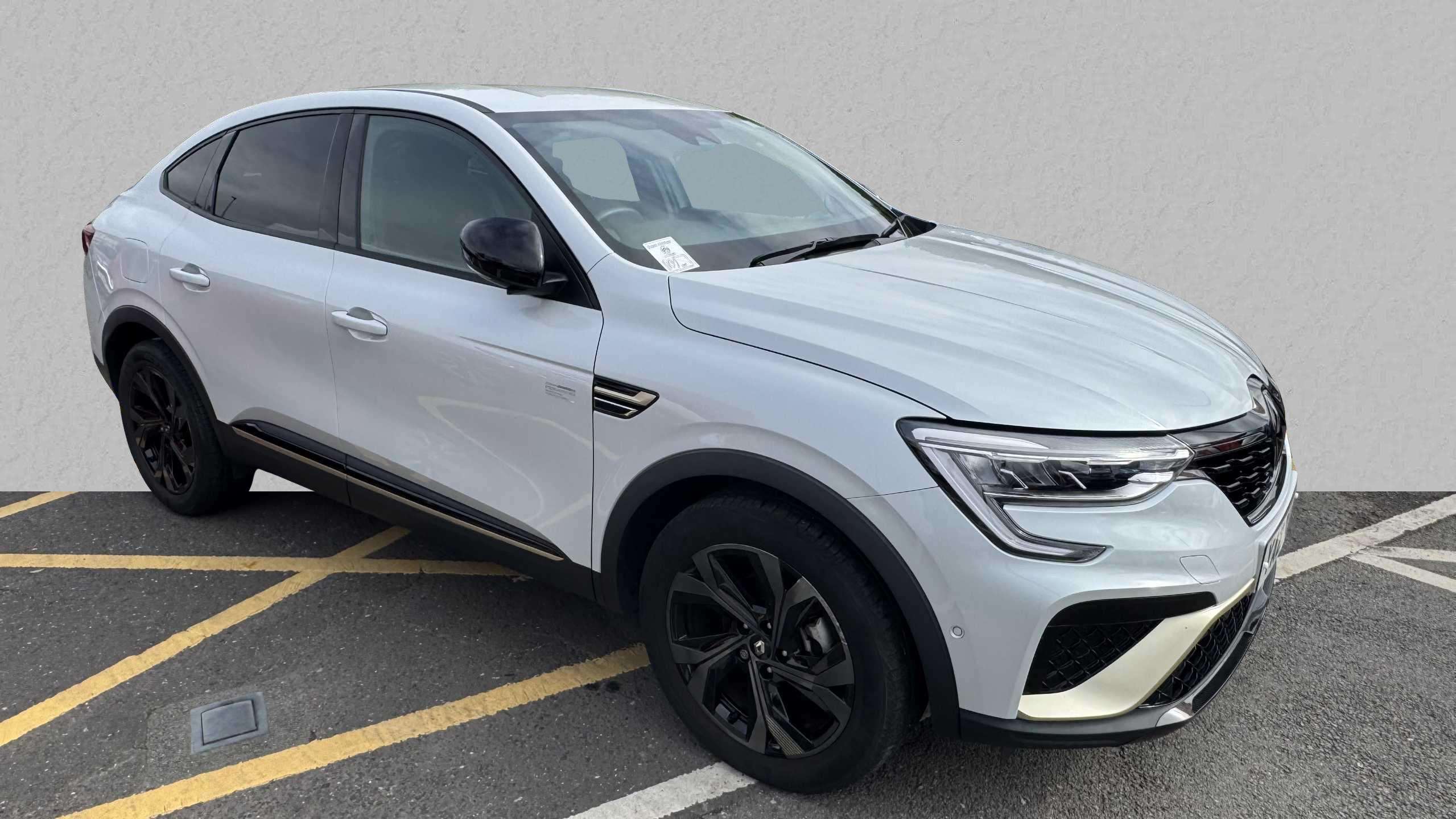 Main listing image - Renault Arkana
