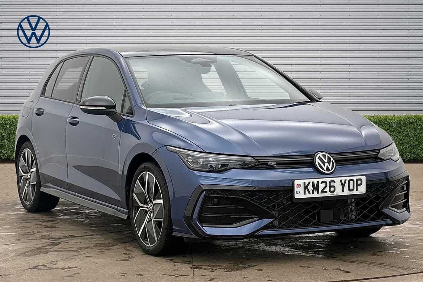 Main listing image - Volkswagen Golf