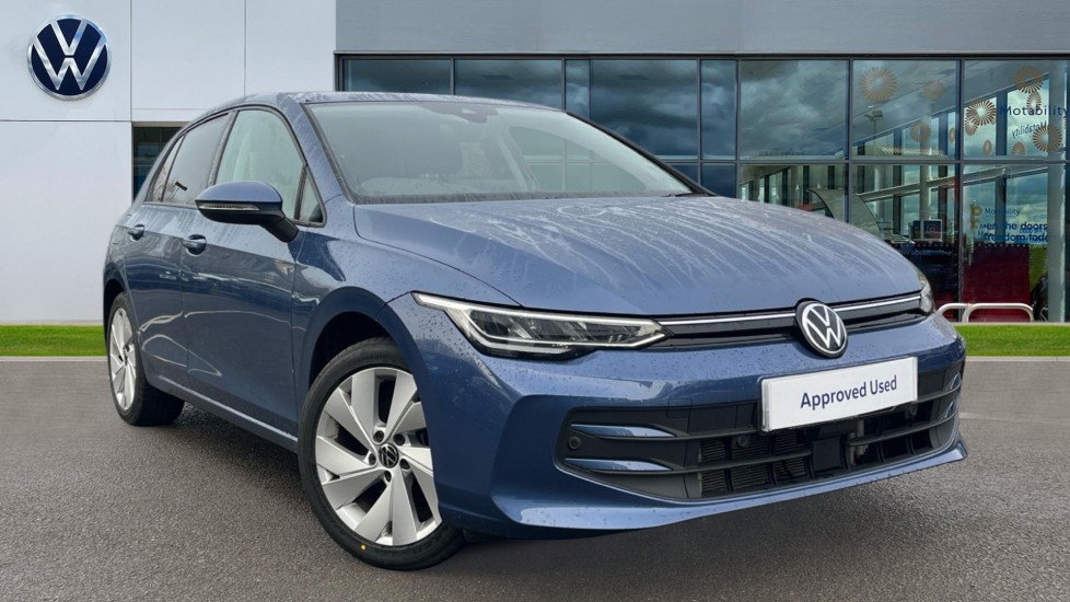 Main listing image - Volkswagen Golf