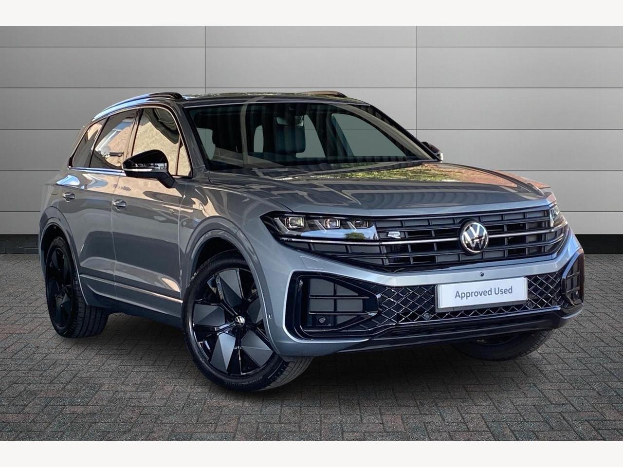 Main listing image - Volkswagen Touareg