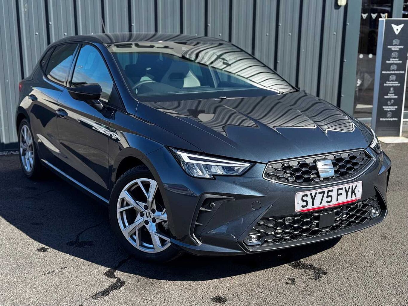 Main listing image - SEAT Ibiza