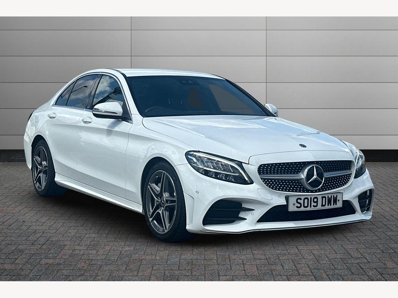 Main listing image - Mercedes-Benz C-Class