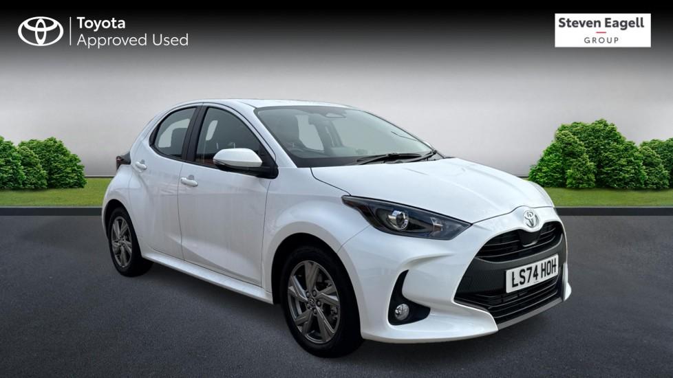 Main listing image - Toyota Yaris