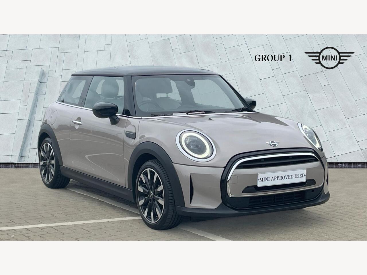 Main listing image - MINI Hatchback