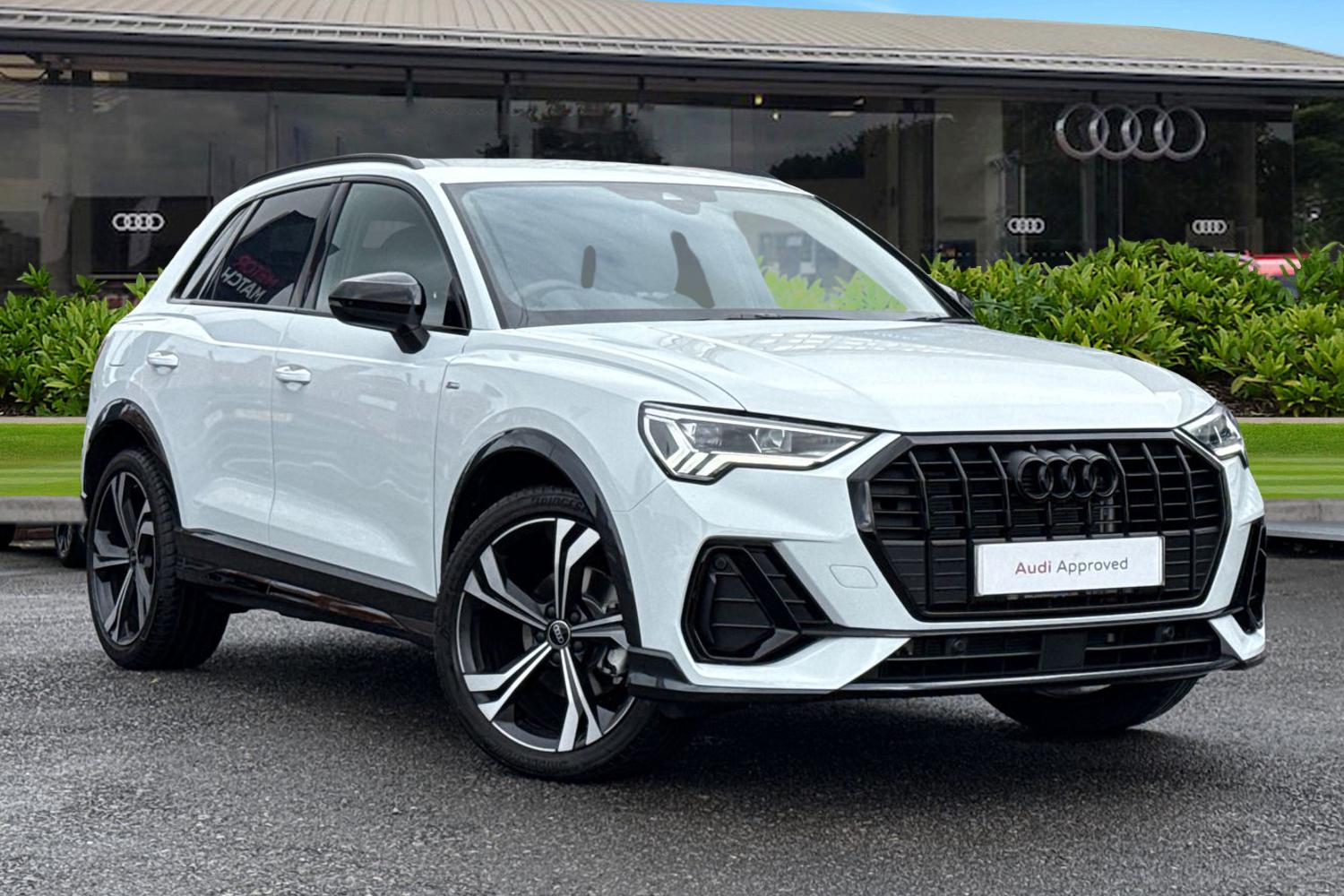 Main listing image - Audi Q3