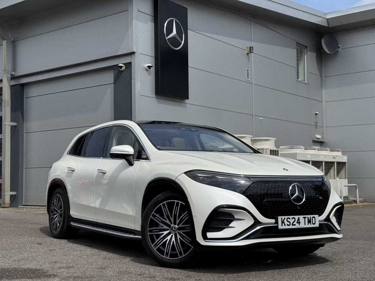 Main listing image - Mercedes-Benz EQS