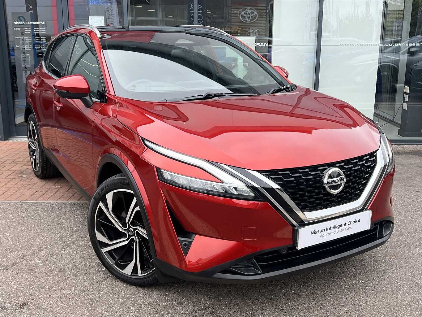 Main listing image - Nissan Qashqai