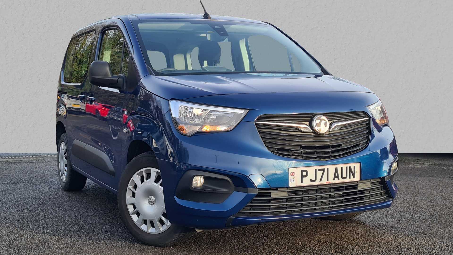 Main listing image - Vauxhall Combo Life