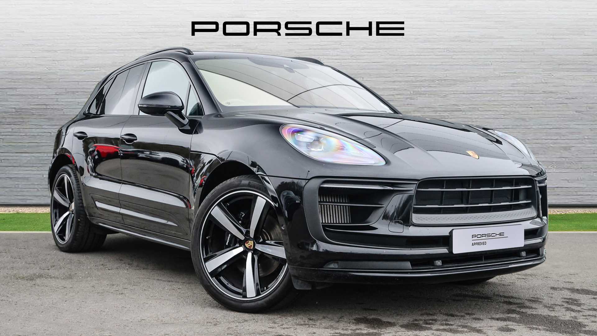 Main listing image - Porsche Macan