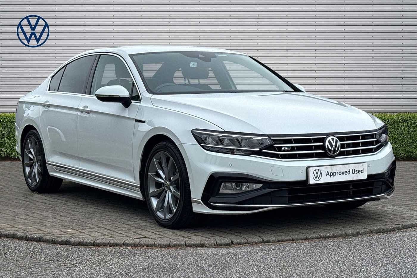 Main listing image - Volkswagen Passat
