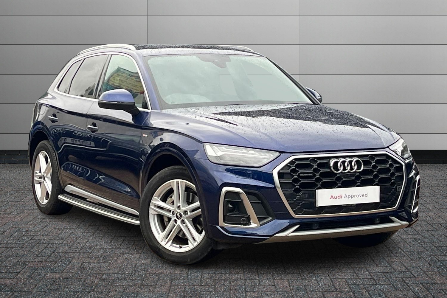 Main listing image - Audi Q5