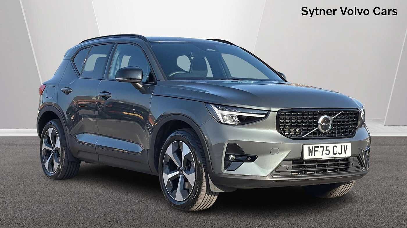Main listing image - Volvo XC40