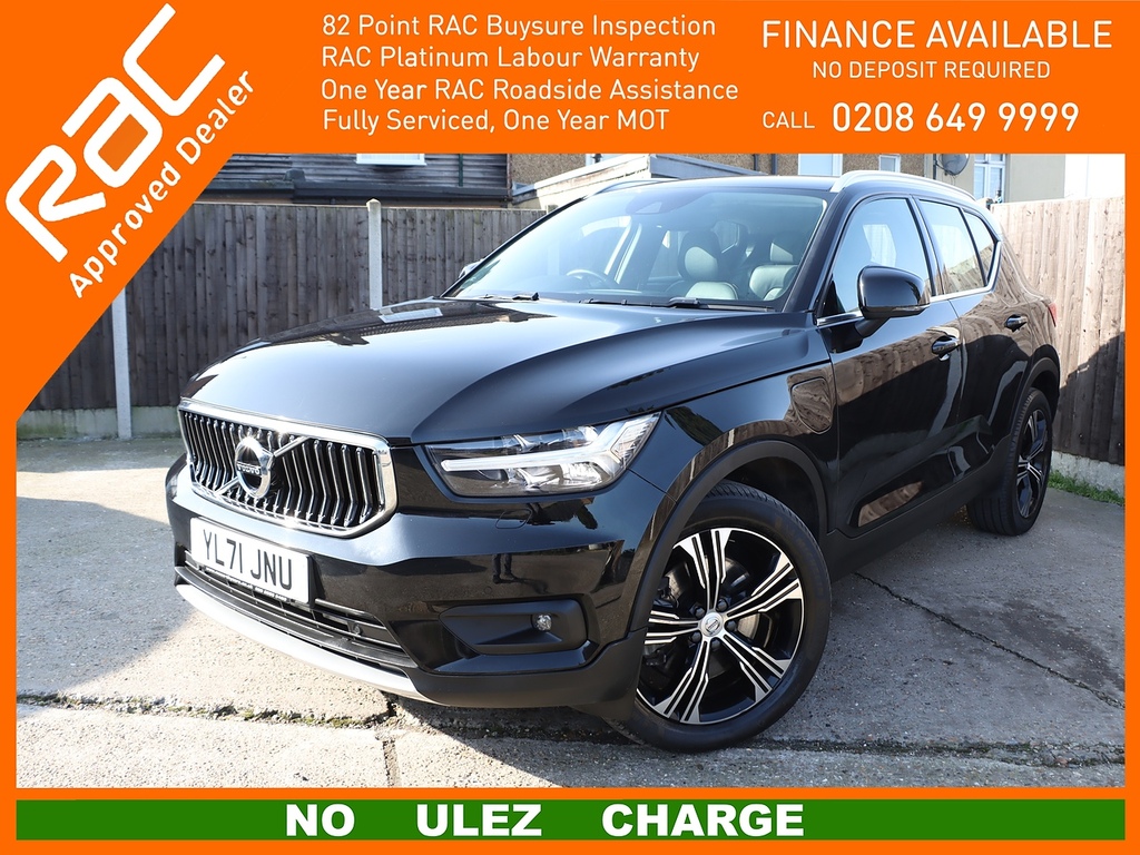 Main listing image - Volvo XC40 Recharge