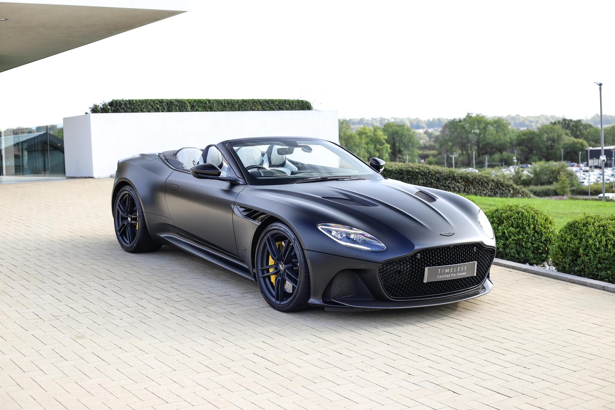 Main listing image - Aston Martin DBS