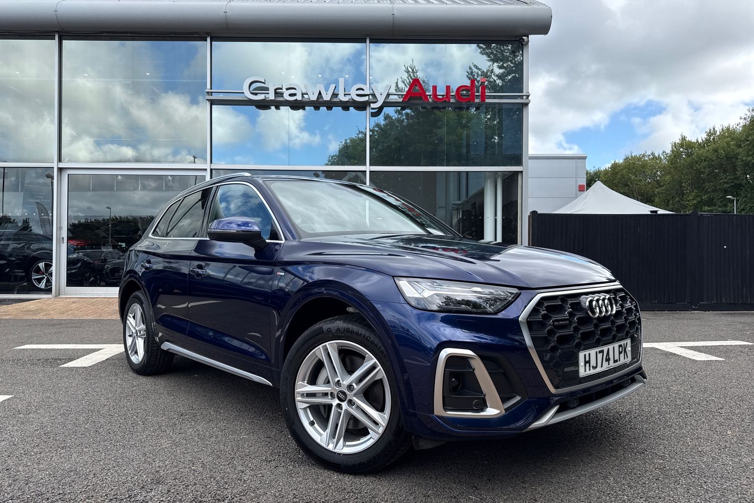 Main listing image - Audi Q5