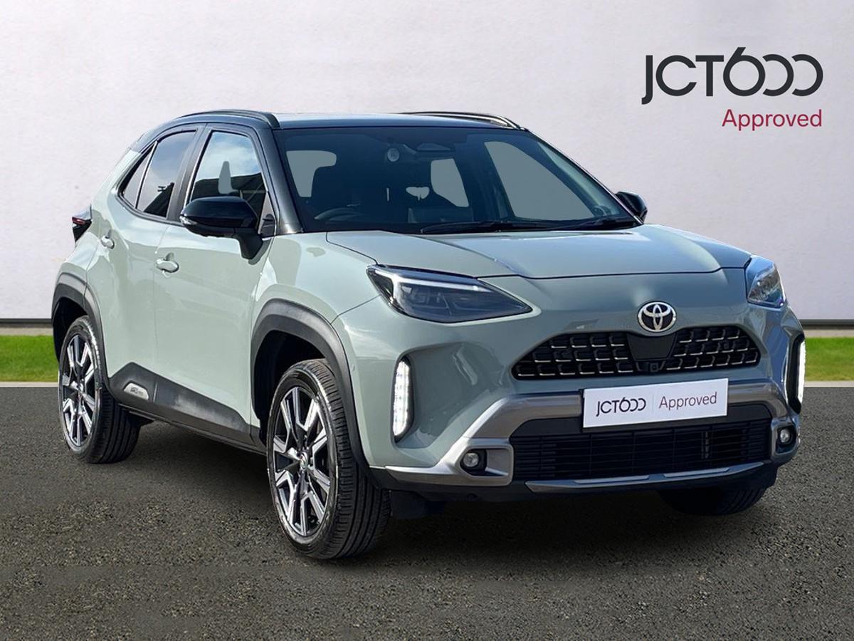 Main listing image - Toyota Yaris Cross