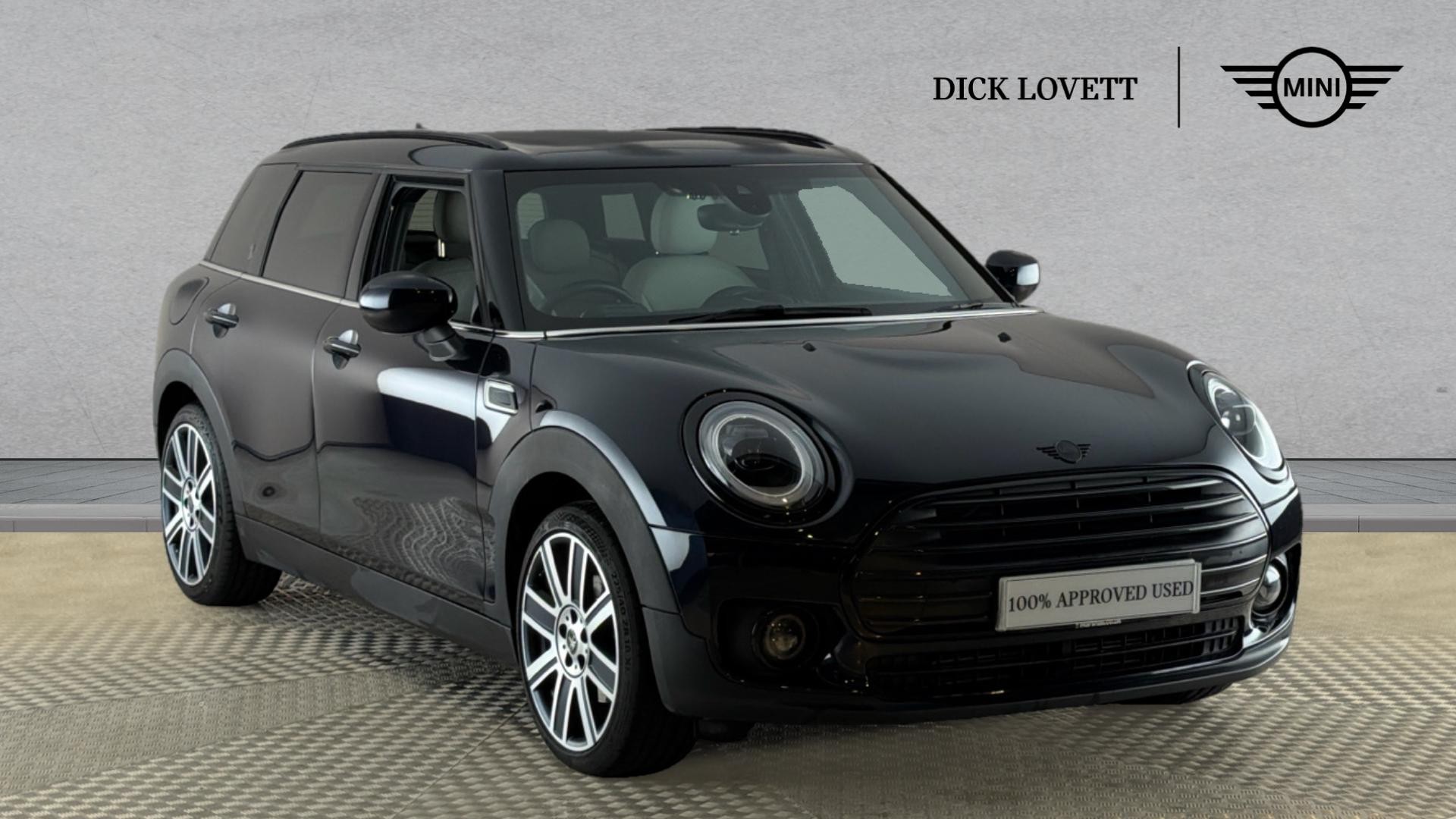 Main listing image - MINI Clubman