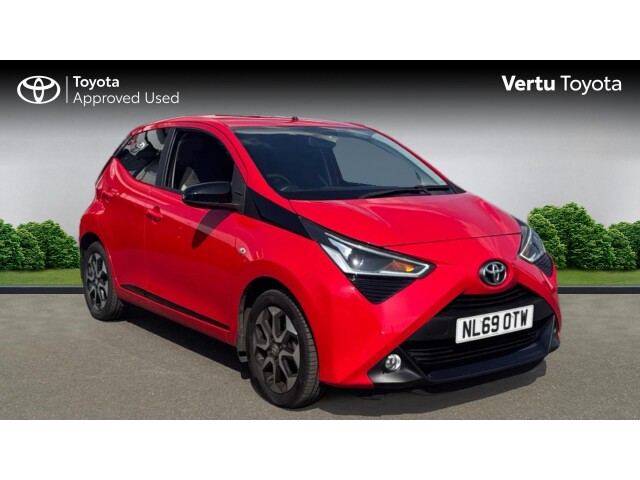 Main listing image - Toyota Aygo