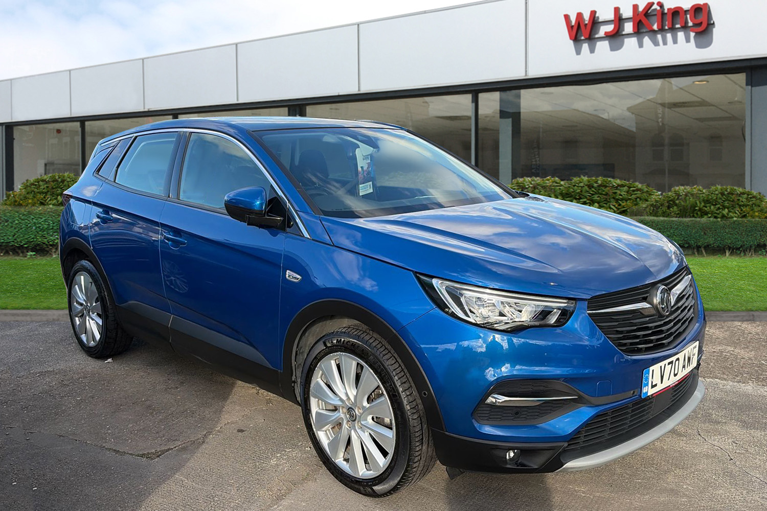 Main listing image - Vauxhall Grandland X