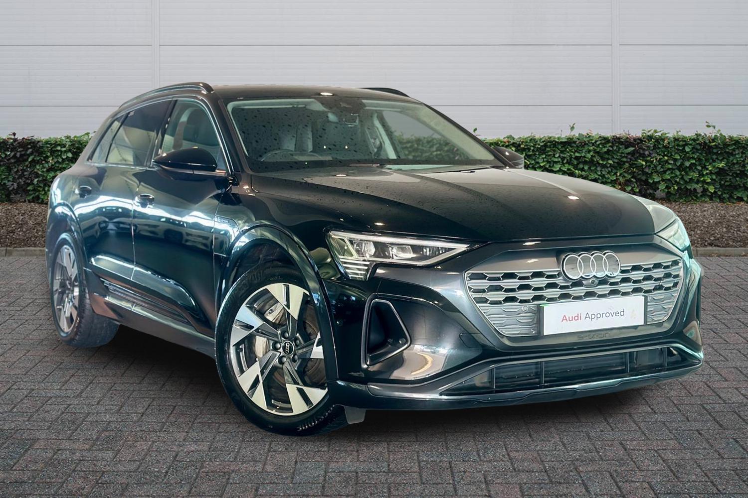 Main listing image - Audi Q8 e-tron