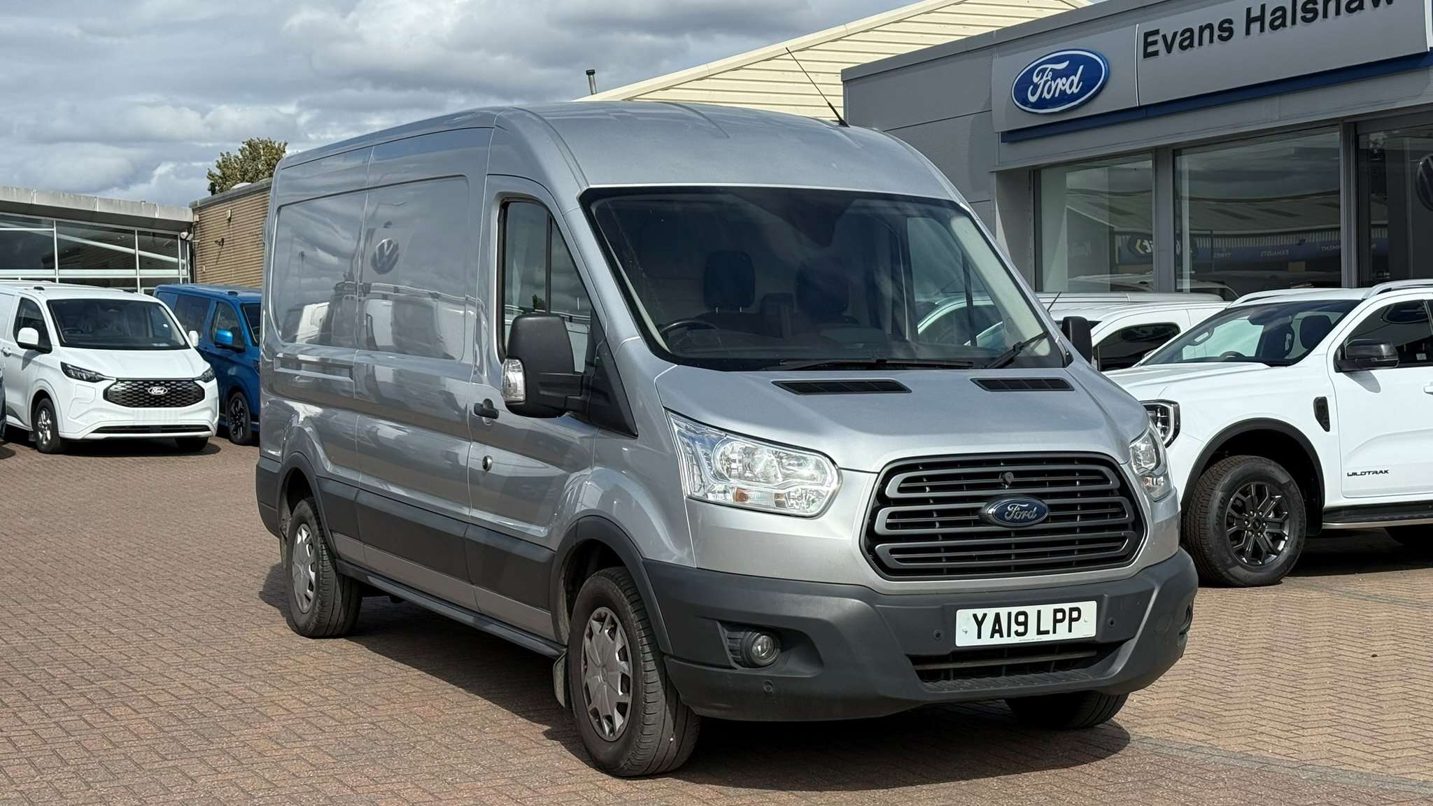 Main listing image - Ford Transit