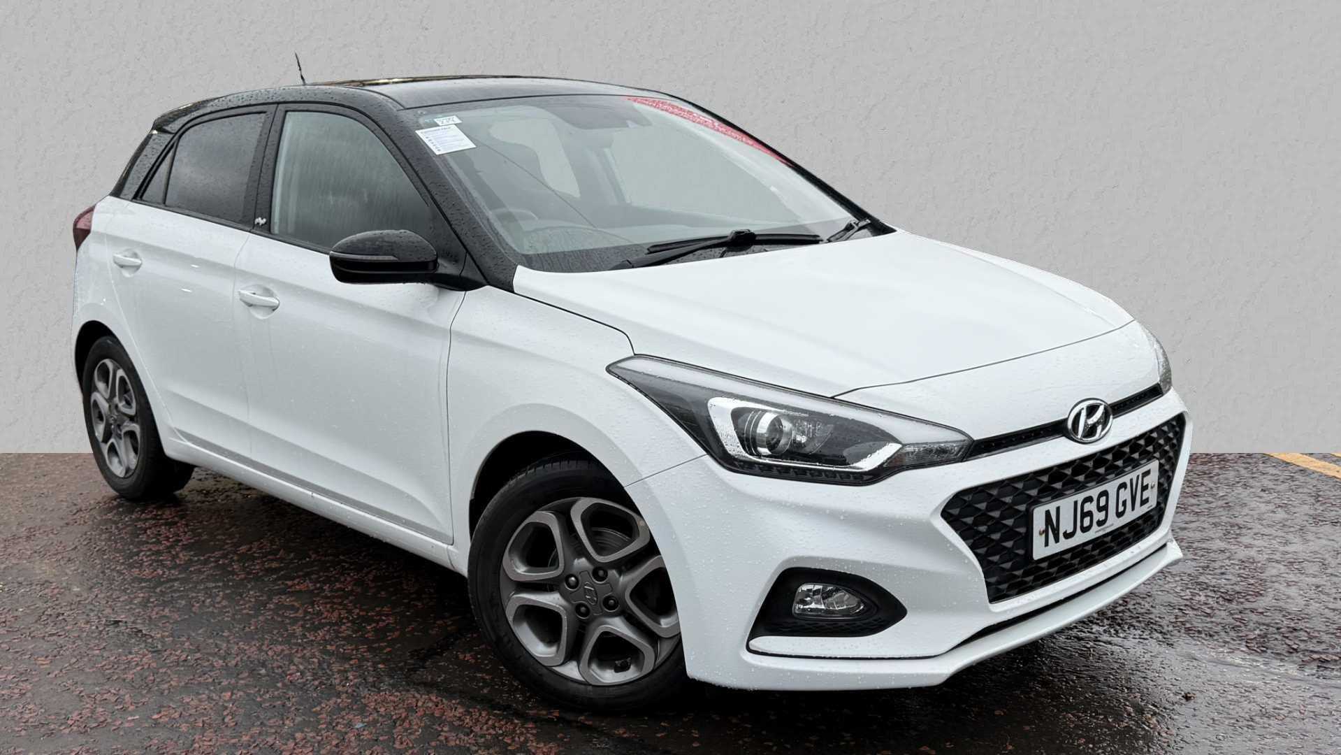 Main listing image - Hyundai i20