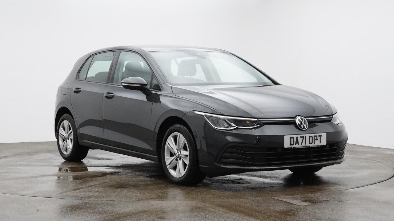 Main listing image - Volkswagen Golf