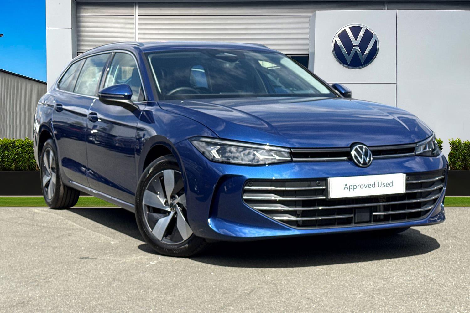 Main listing image - Volkswagen Passat