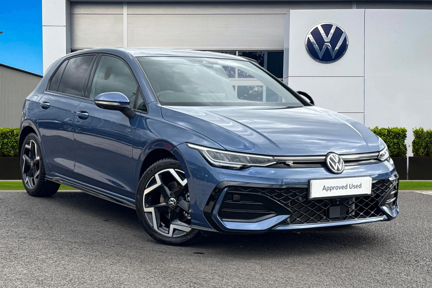 Main listing image - Volkswagen Golf