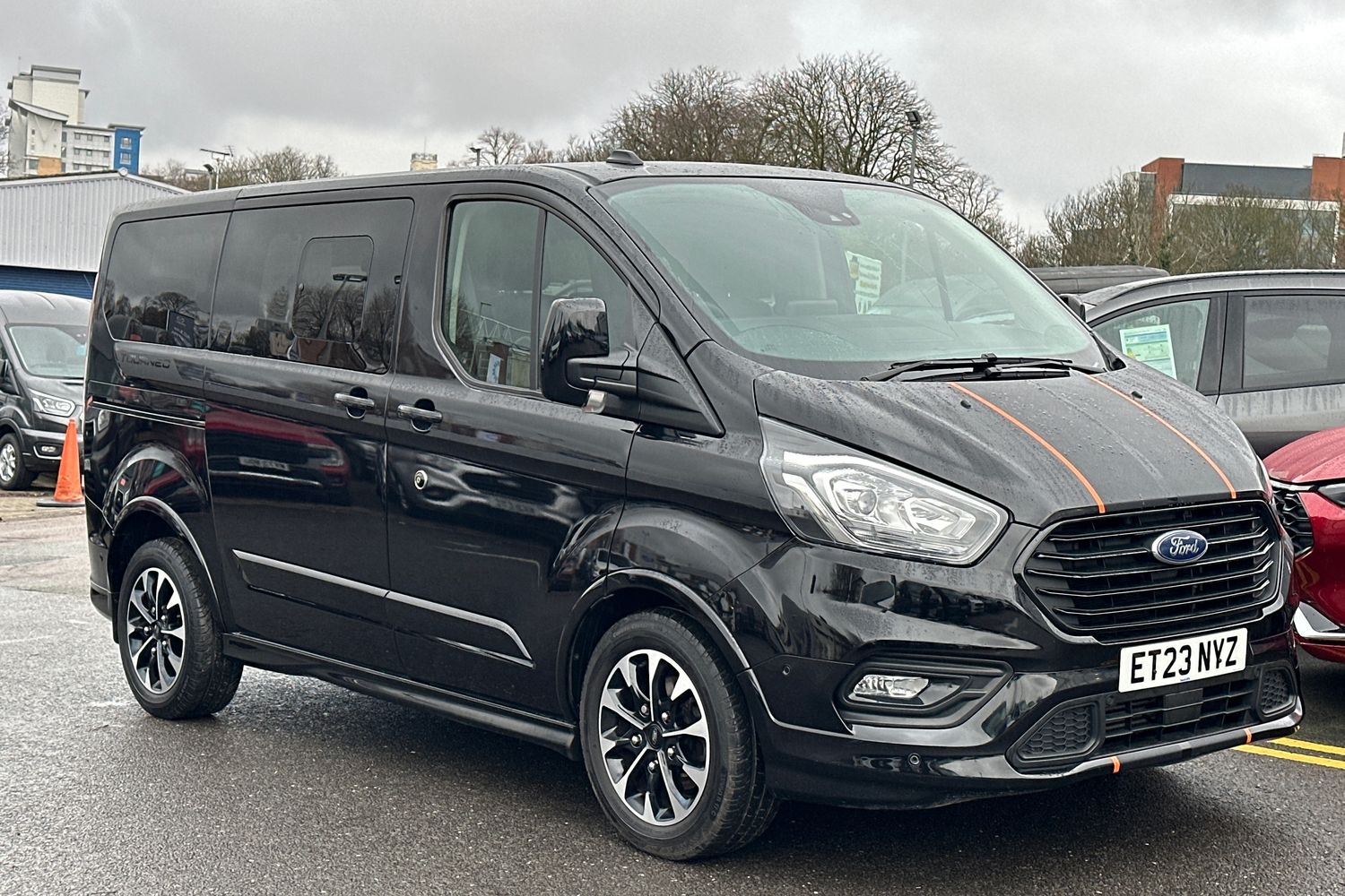 Main listing image - Ford Tourneo Custom