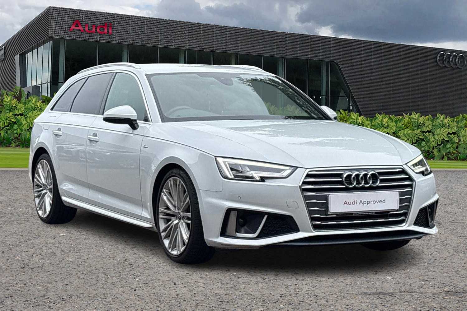 Main listing image - Audi A4 Avant
