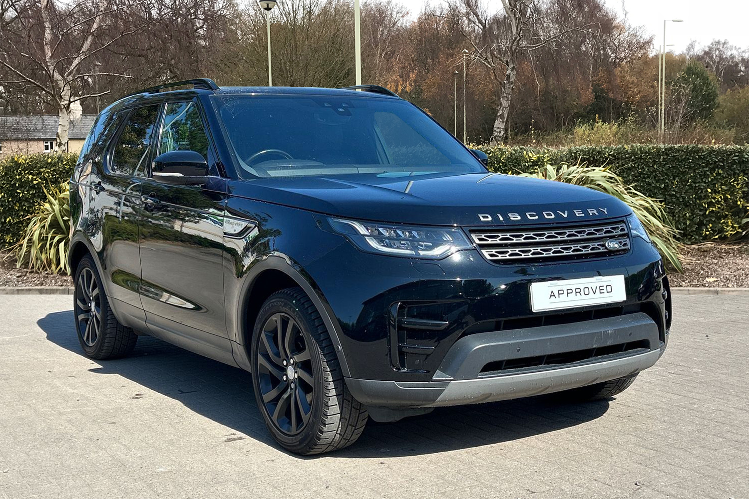 Main listing image - Land Rover Discovery