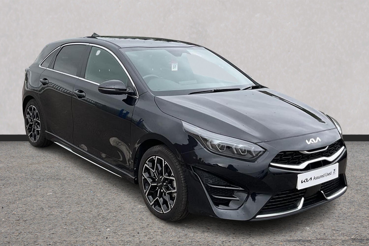 Main listing image - Kia Ceed