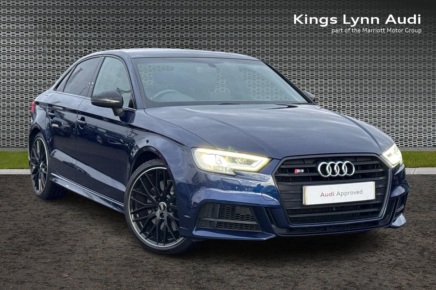 Main listing image - Audi S3