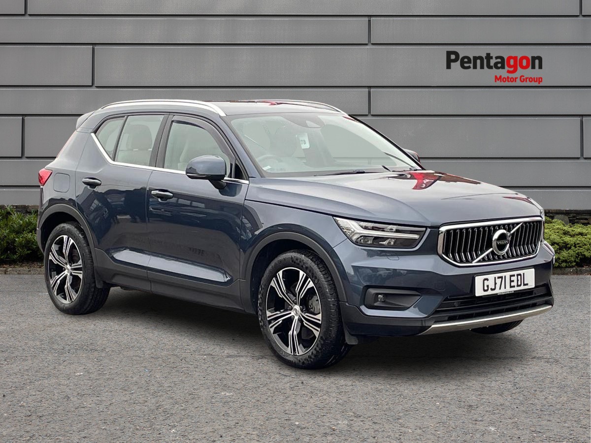 Main listing image - Volvo XC40 Recharge